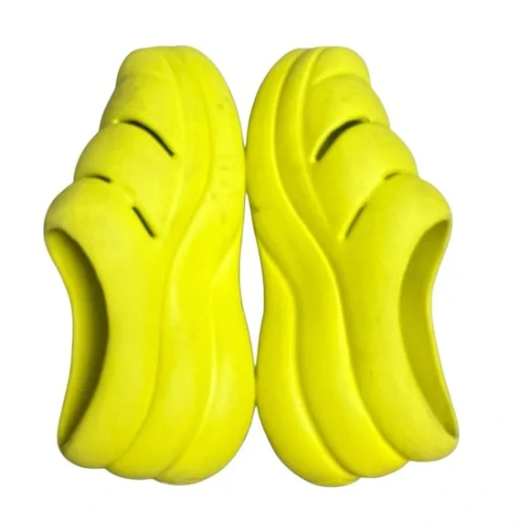 UGG Women's Sport Yeah Clog Slip On Shoes 1132890 Canary Yellow - Picture 4 of 5